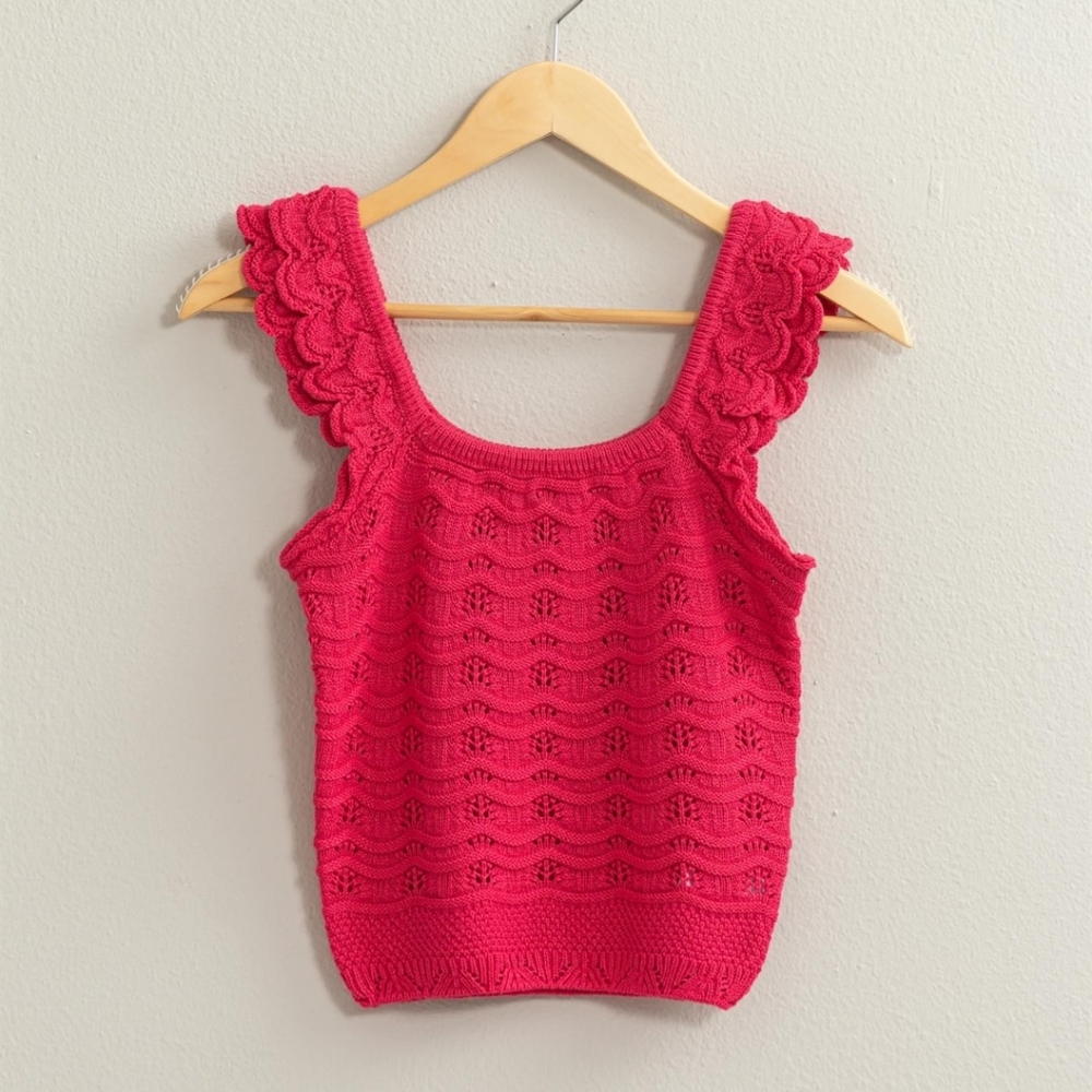 #93.Romance Crochet top scalloped detailed straps NWT